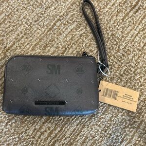 NWT Steve Madden wristlet